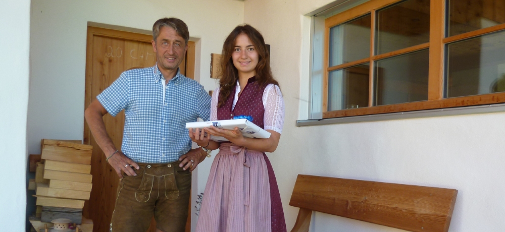 https://2024.koehldorfner.de/wp-content/uploads/2019/07/20190724_Bayrischer-Staatspreis-Auszubildende-Christina-Größlhuber-Verabschiedung_1000x460_P1010764.jpg